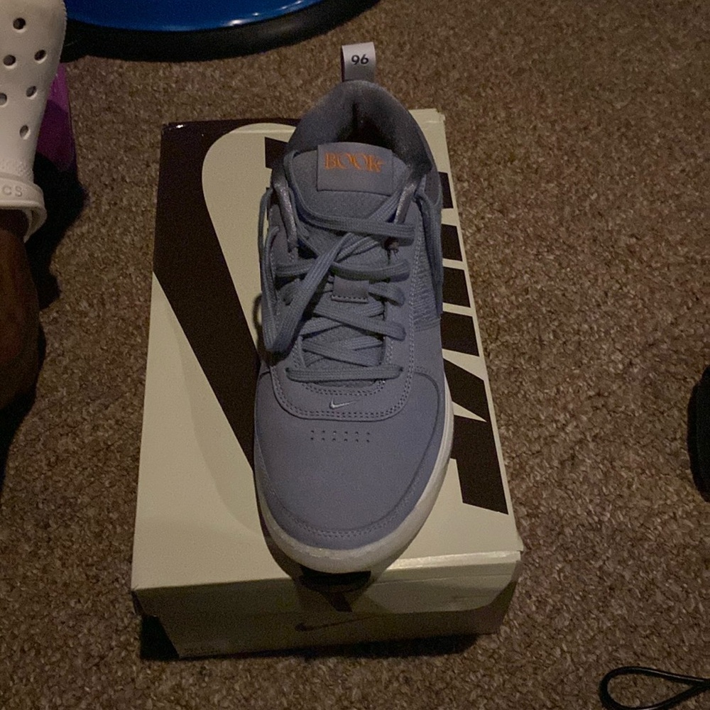 Devin Booker Chapter 1, 9 out of 10 size 11.5
